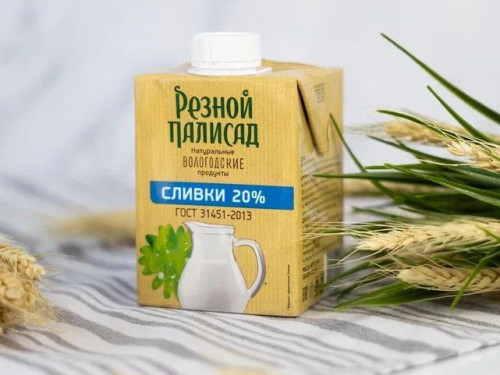 Сливки питьевые ультрапастеризованные с м.д.ж. 20,0%, 500 г, Резной Палисад